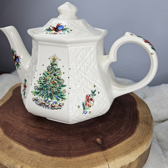 Sadler England Christmas Eve Vintage Teapot - Picture 8 of 16